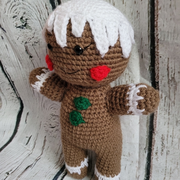 Crochet Gingerbread Boy Stuffed Amigurumi - Picture 6 of 11